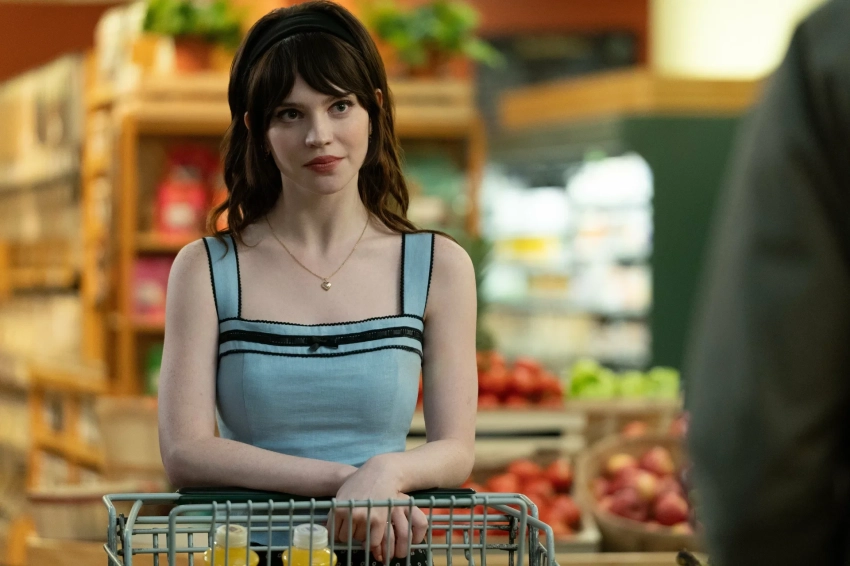 Когда робот перестаёт быть игрушкой: обзор фильма «Компаньон» (2025) – Архив статей