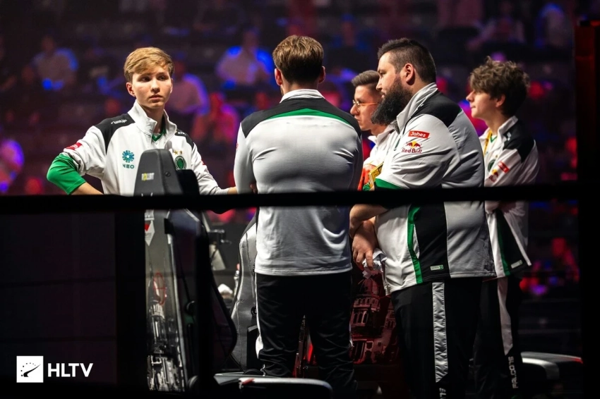 m0NESY из Team Falcons назвал s1mple своим главным ориентиром в Counter-Strike 2