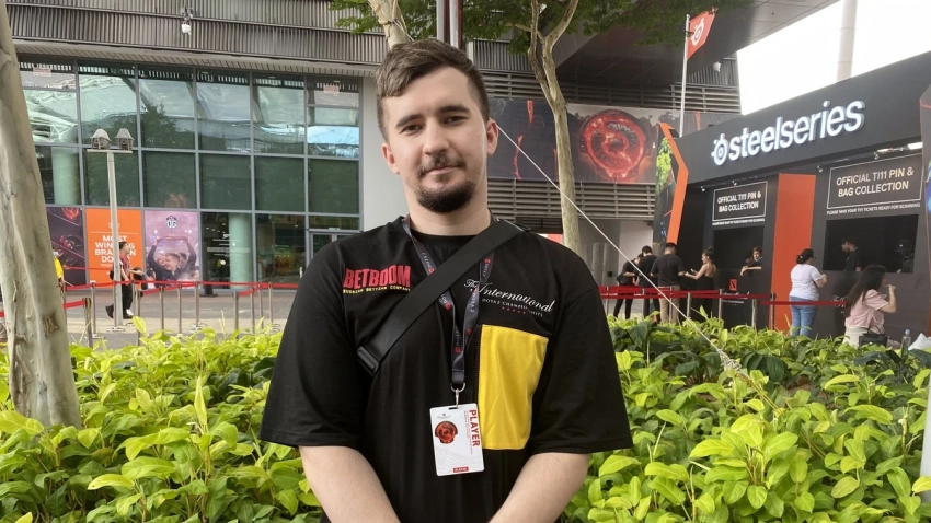 Экс-игрок Virtus.pro по Dota 2 искренне удивился достижениям MOUZ и Team Yandex